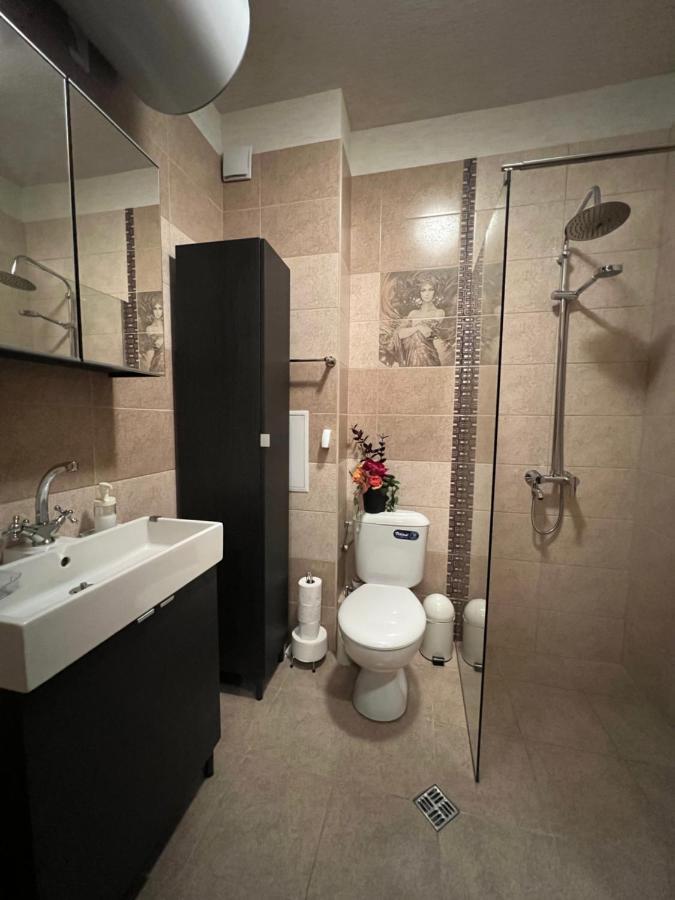 Business And Leisure Apartments In Mladost 2 With Free Garage Софія Екстер'єр фото