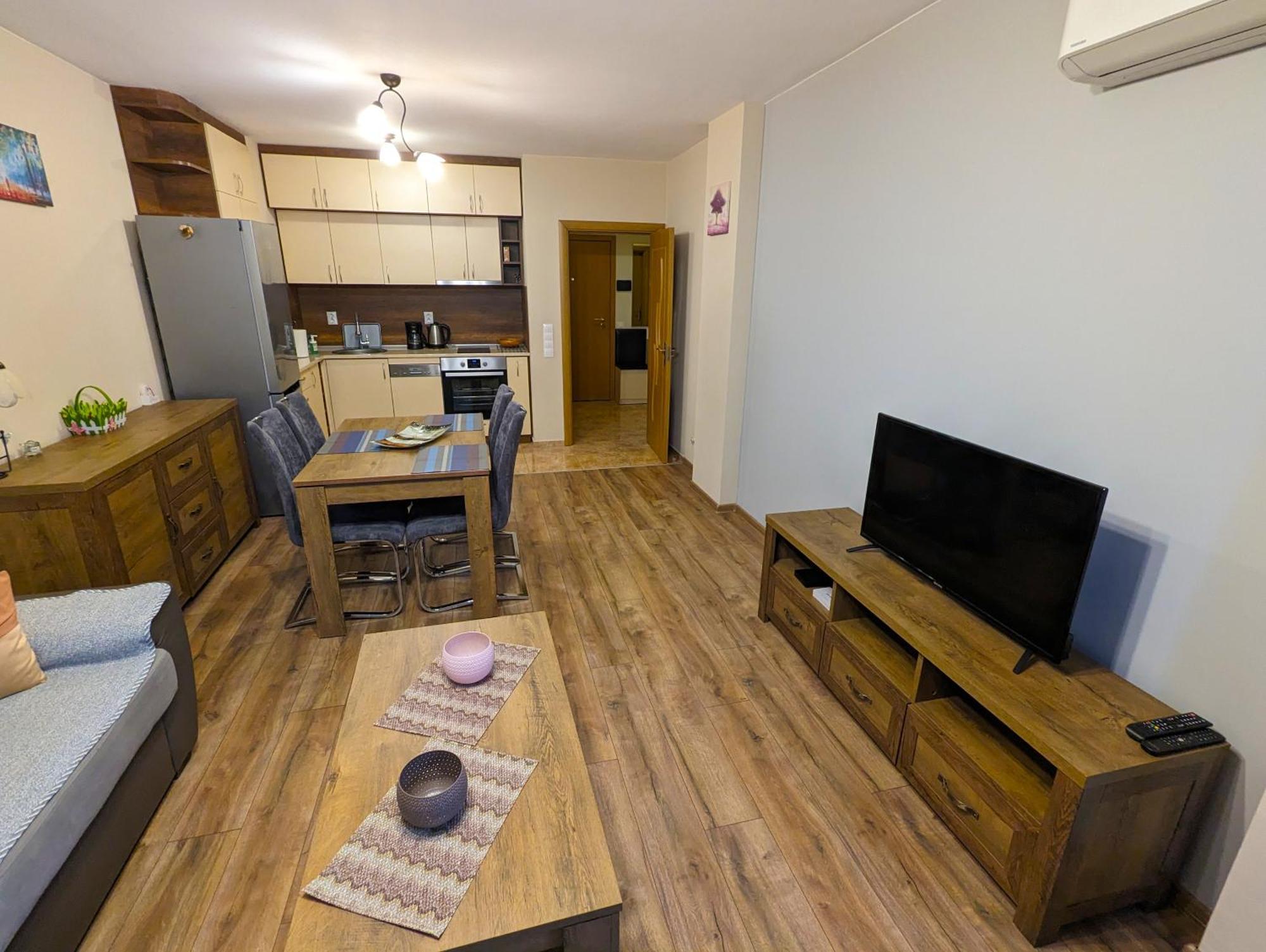Business And Leisure Apartments In Mladost 2 With Free Garage Софія Екстер'єр фото