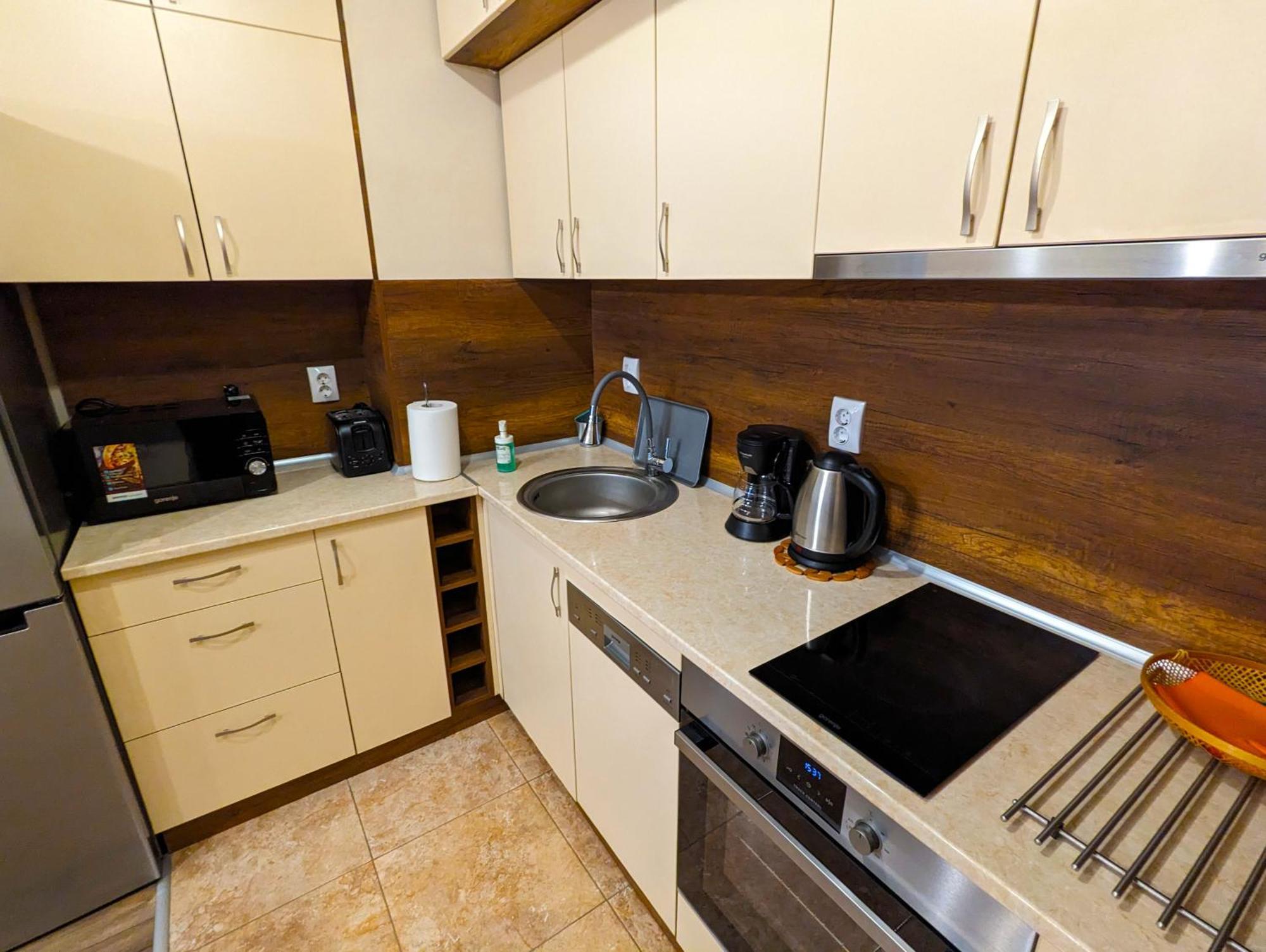 Business And Leisure Apartments In Mladost 2 With Free Garage Софія Екстер'єр фото