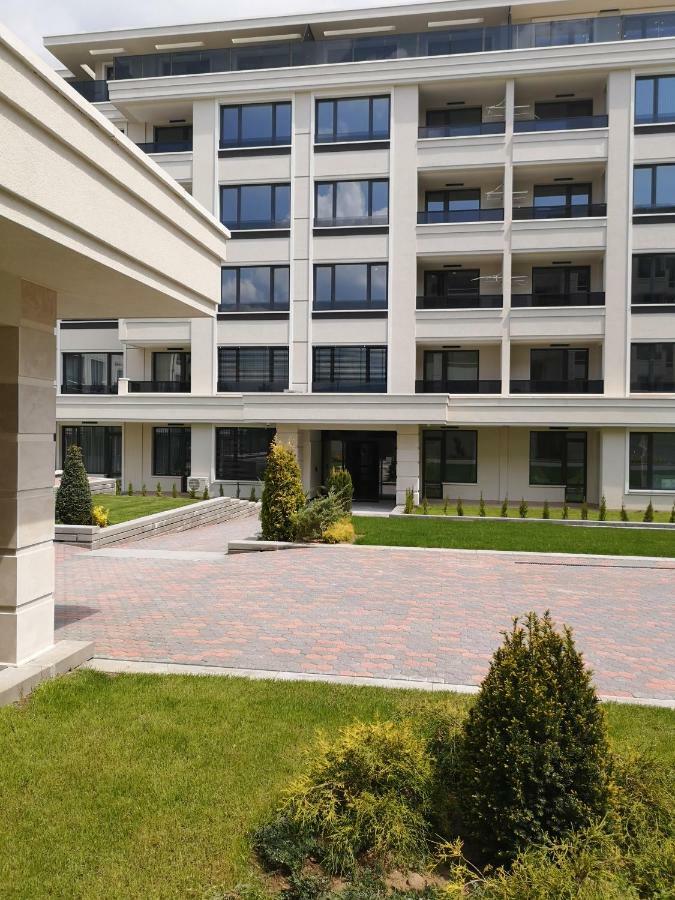 Business And Leisure Apartments In Mladost 2 With Free Garage Софія Екстер'єр фото